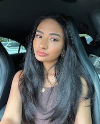 Linda C., Sydney, AU